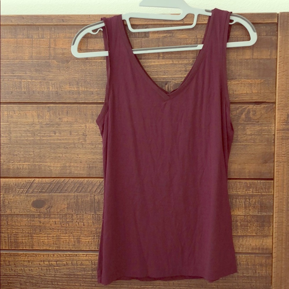 Burgundy tank top banana republic